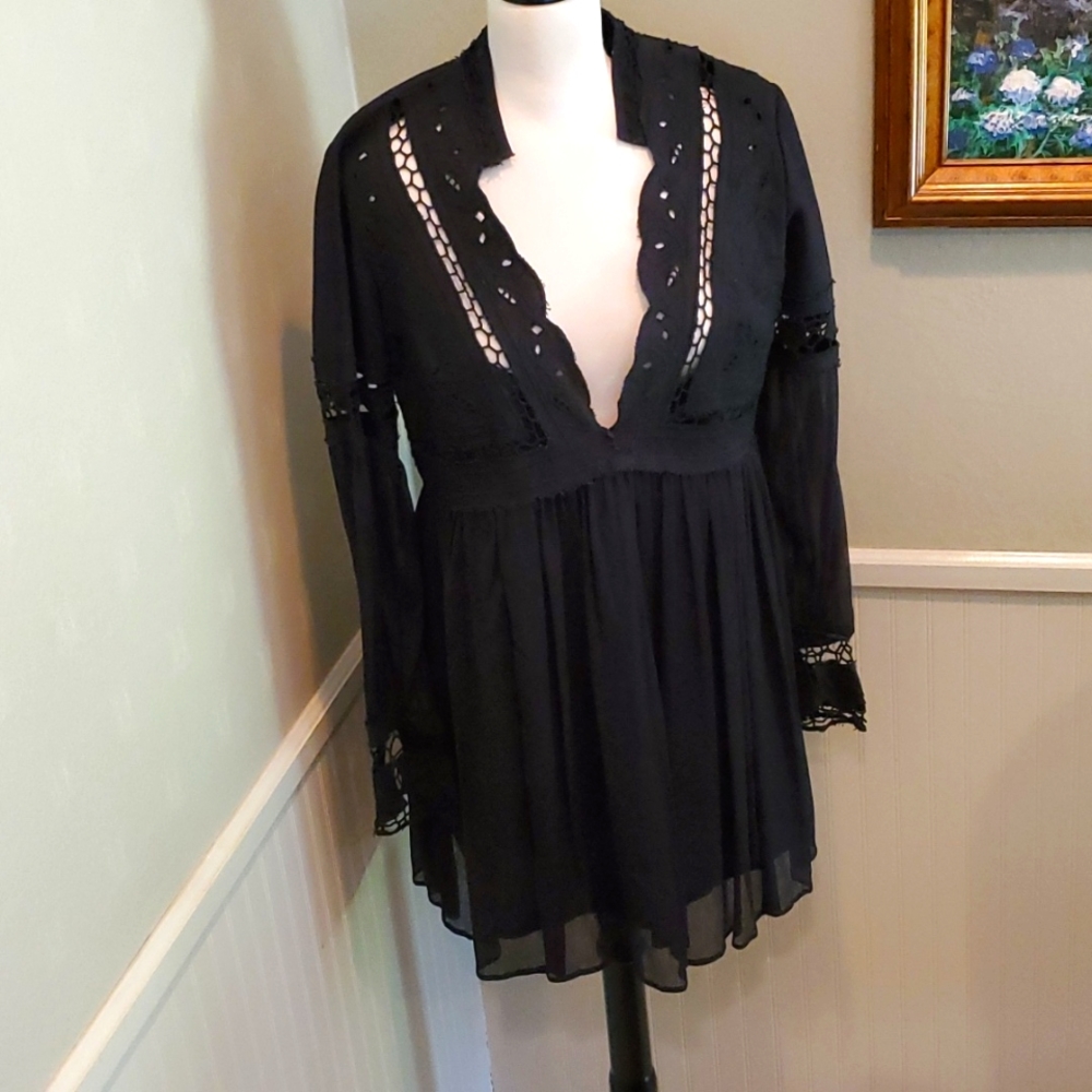 Free People like NEW Baby doll lace dress